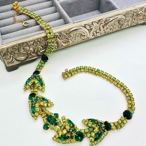 RARE Vintage green rhinestone necklace STUNNING DECO